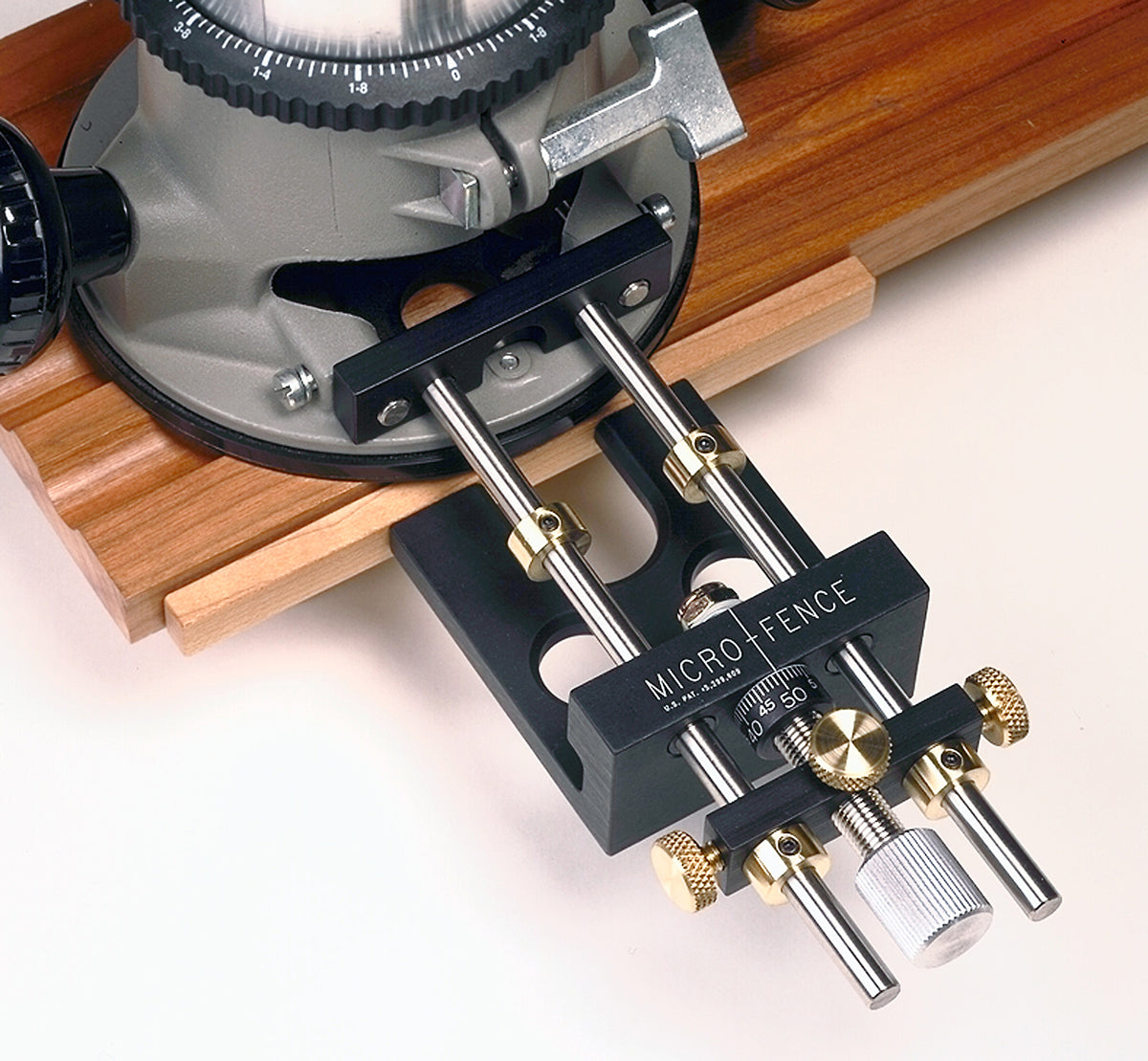 Micro Fence Edge Guide for Festool Routers – Eagle Tools